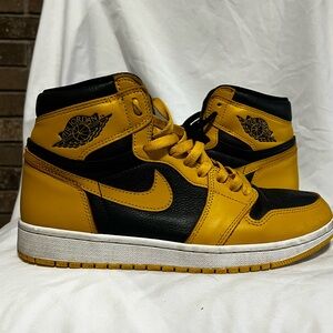 Jordan 1 Retro High Pollen